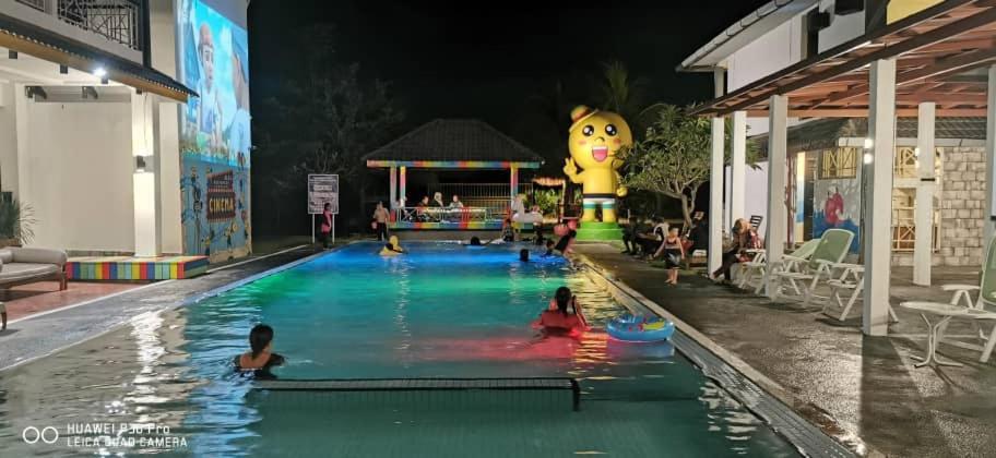 Alia Residence Business Resort Padang Mat Sirat Ngoại thất bức ảnh