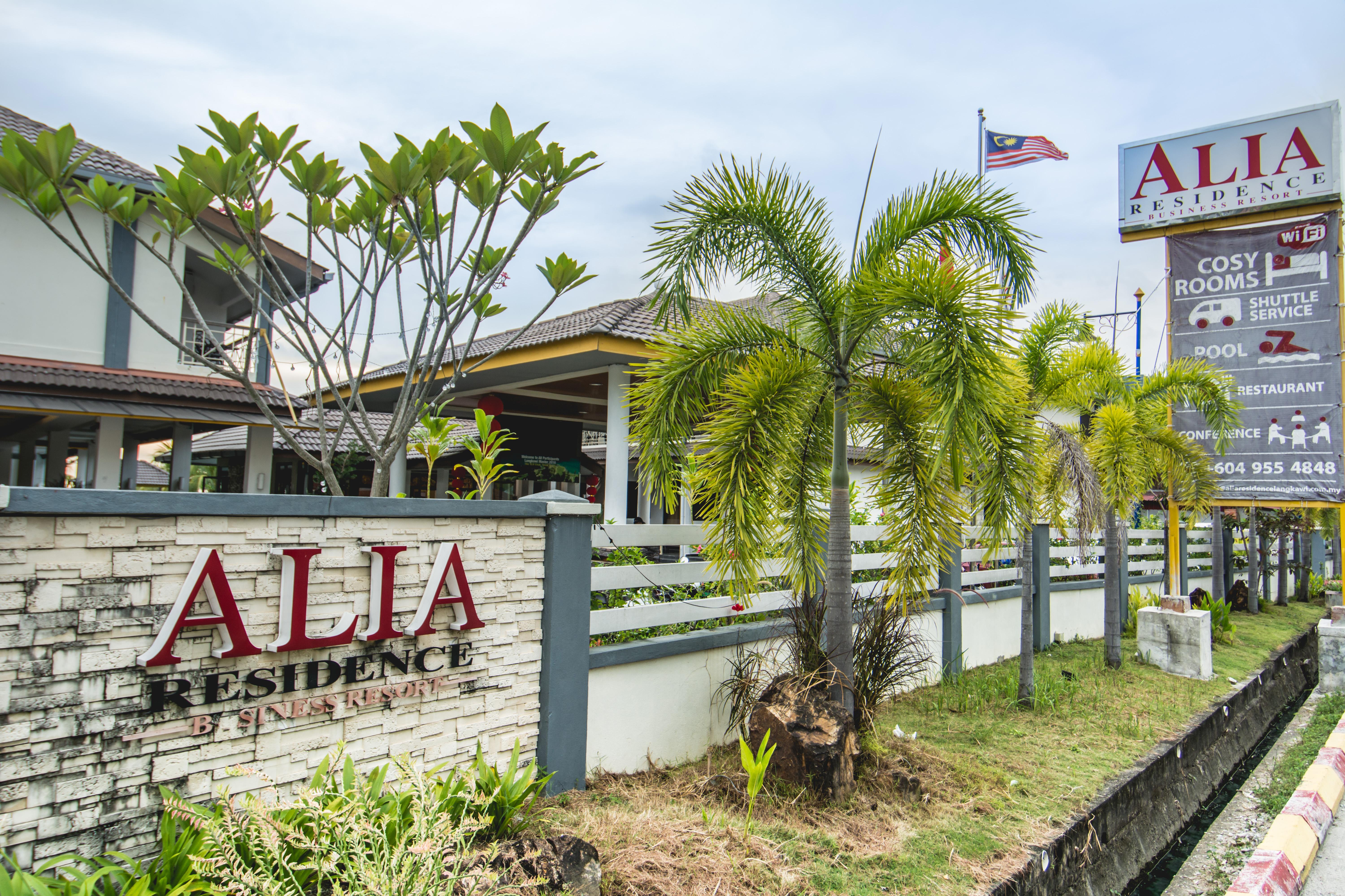 Alia Residence Business Resort Padang Mat Sirat Ngoại thất bức ảnh