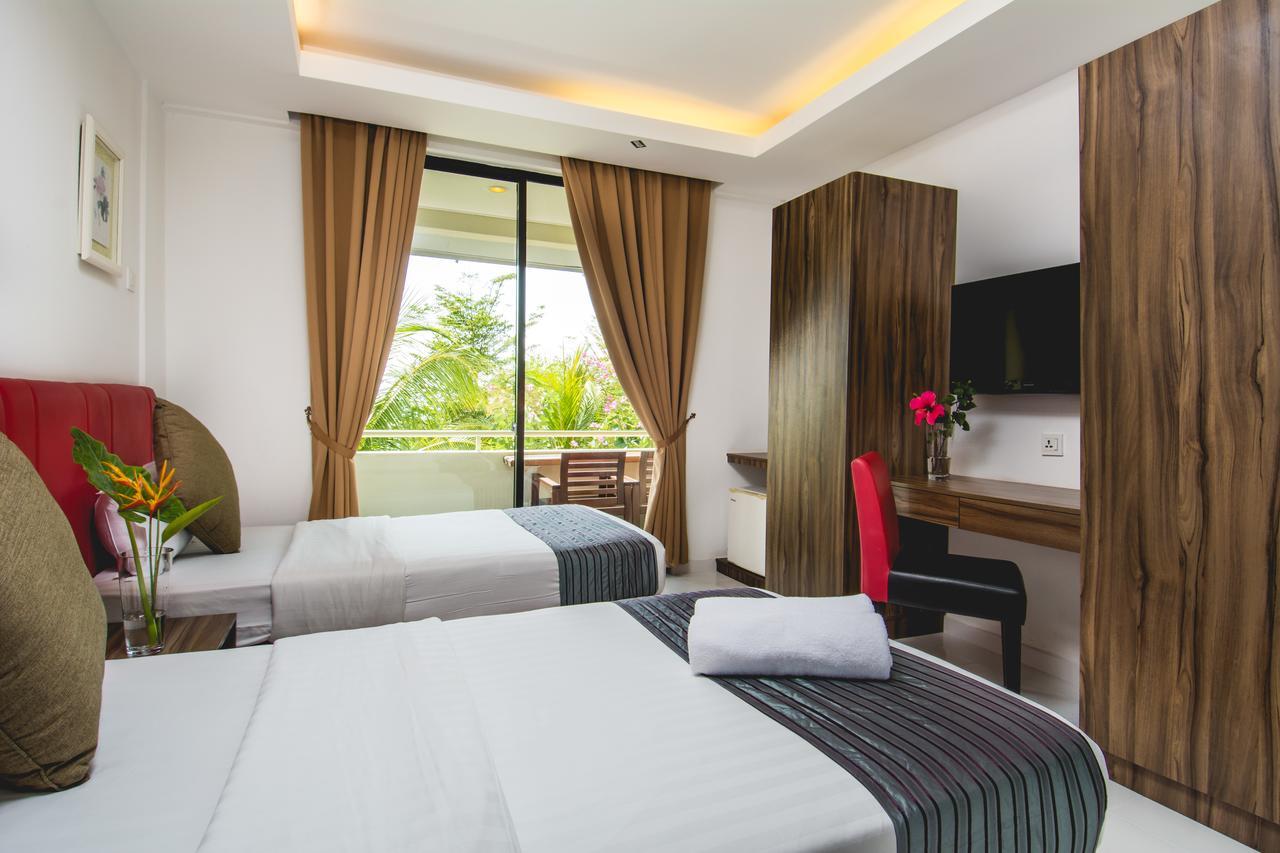 Alia Residence Business Resort Padang Mat Sirat Ngoại thất bức ảnh